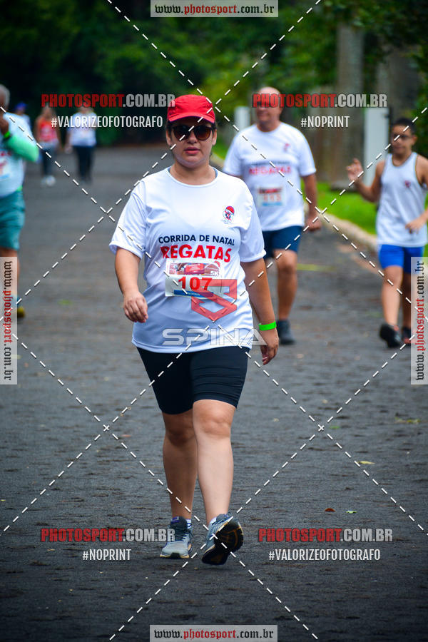 Buy your photos of the eventCorrida de Natal do Clube de Regatas on Fotop