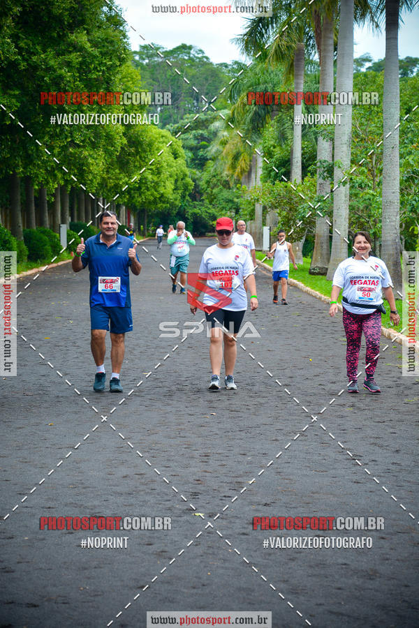 Buy your photos of the eventCorrida de Natal do Clube de Regatas on Fotop
