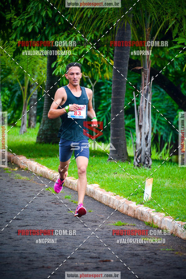 Buy your photos of the eventCorrida de Natal do Clube de Regatas on Fotop