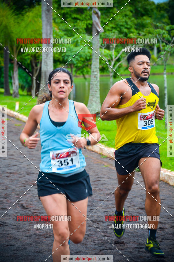 Buy your photos of the eventCorrida de Natal do Clube de Regatas on Fotop