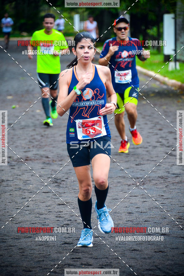 Buy your photos of the eventCorrida de Natal do Clube de Regatas on Fotop