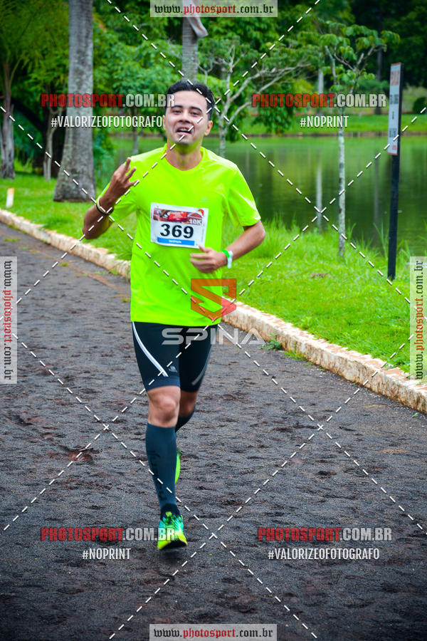 Buy your photos of the eventCorrida de Natal do Clube de Regatas on Fotop