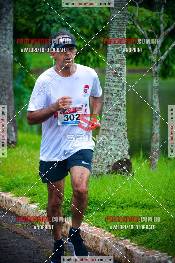 Buy your photos of the eventCorrida de Natal do Clube de Regatas on Fotop