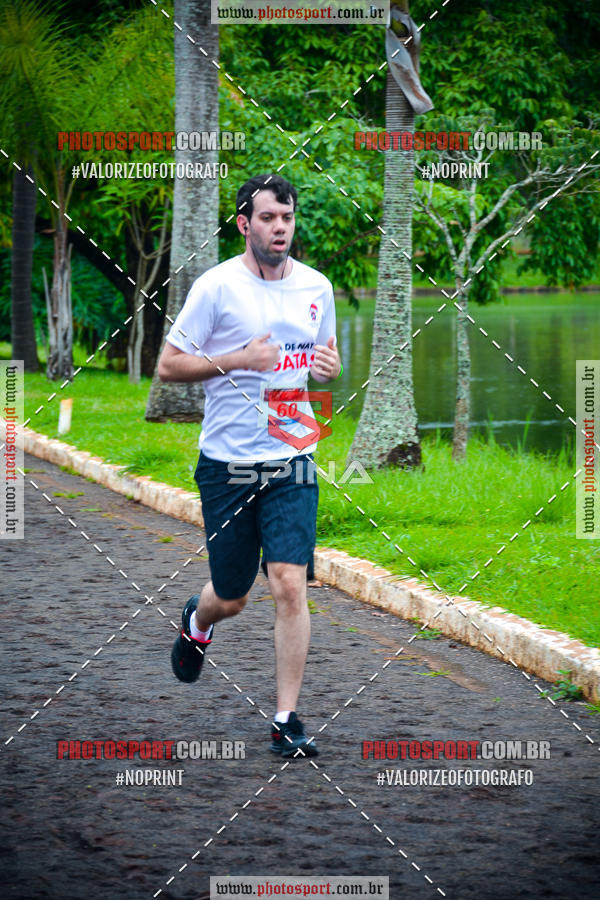 Buy your photos of the eventCorrida de Natal do Clube de Regatas on Fotop