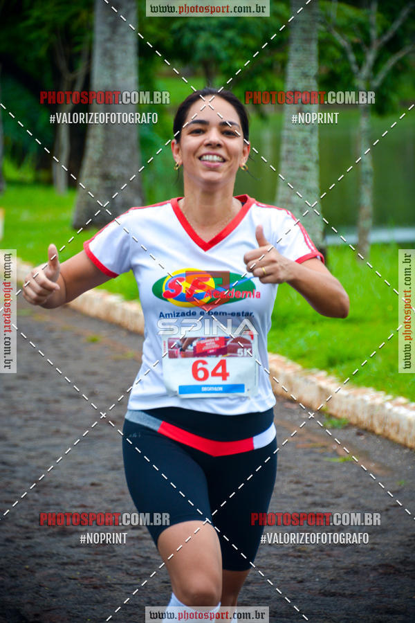 Buy your photos of the eventCorrida de Natal do Clube de Regatas on Fotop