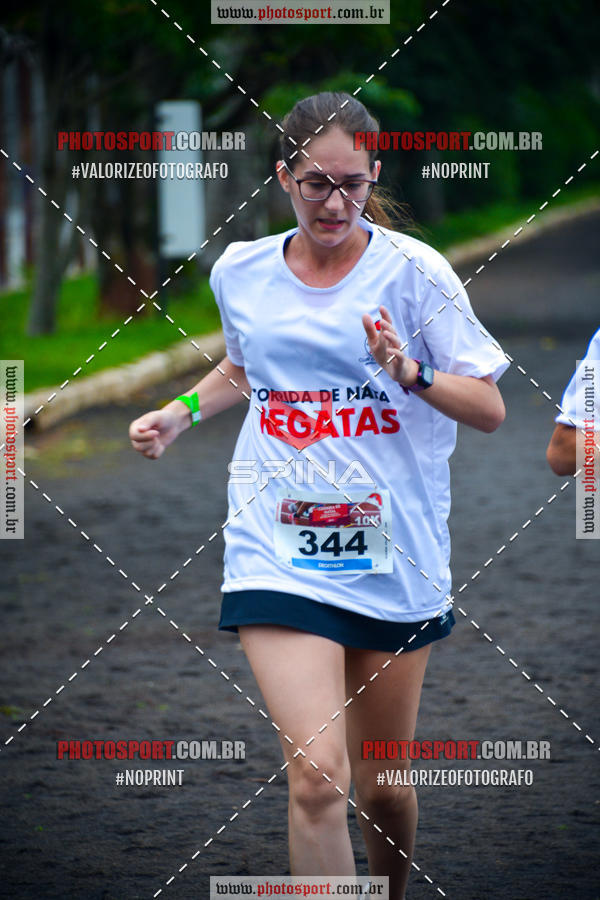 Buy your photos of the eventCorrida de Natal do Clube de Regatas on Fotop