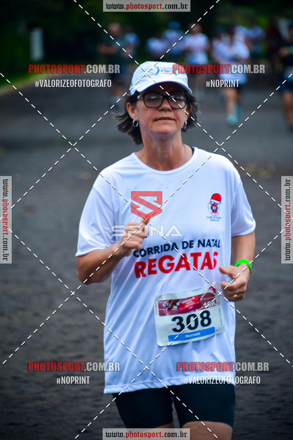 Buy your photos of the eventCorrida de Natal do Clube de Regatas on Fotop
