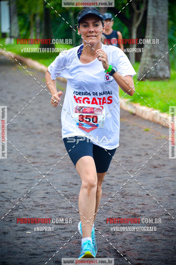 Buy your photos of the eventCorrida de Natal do Clube de Regatas on Fotop