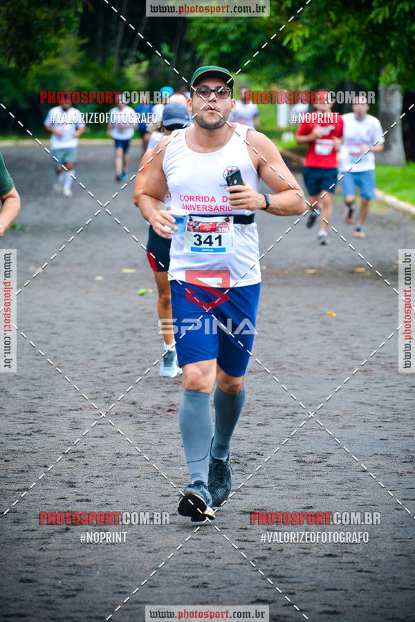 Buy your photos of the eventCorrida de Natal do Clube de Regatas on Fotop