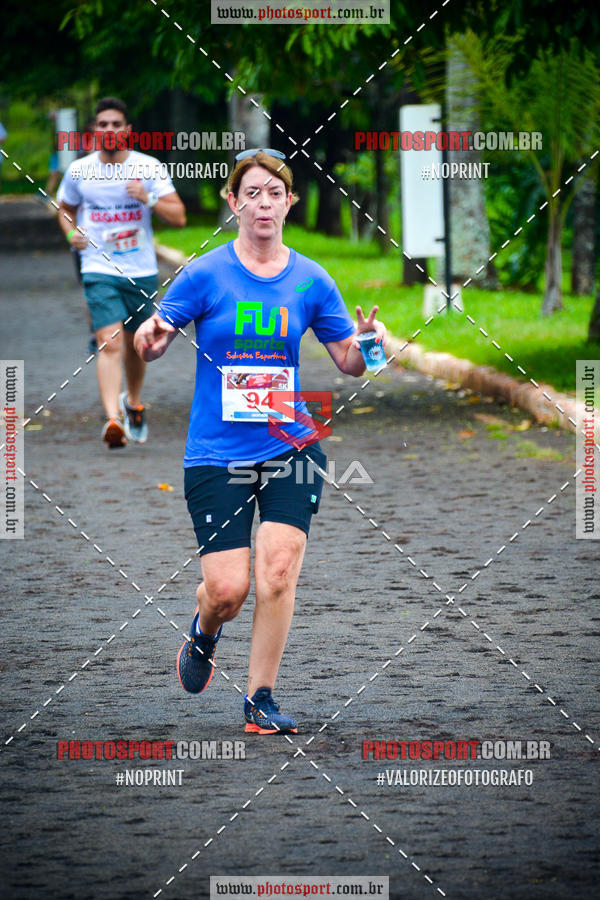 Buy your photos of the eventCorrida de Natal do Clube de Regatas on Fotop