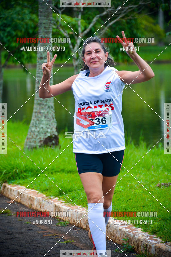 Buy your photos of the eventCorrida de Natal do Clube de Regatas on Fotop