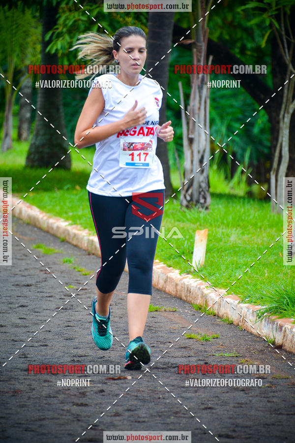 Buy your photos of the eventCorrida de Natal do Clube de Regatas on Fotop