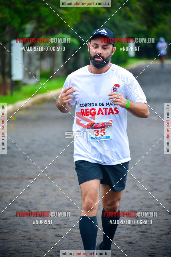 Buy your photos of the eventCorrida de Natal do Clube de Regatas on Fotop