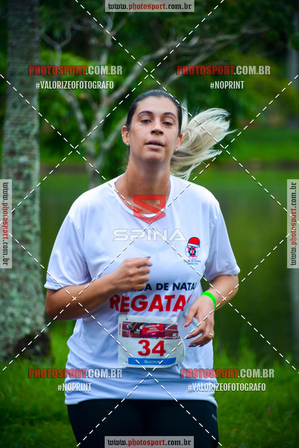Buy your photos of the eventCorrida de Natal do Clube de Regatas on Fotop