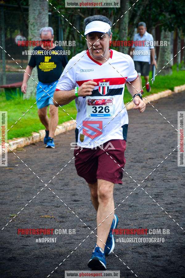 Buy your photos of the eventCorrida de Natal do Clube de Regatas on Fotop