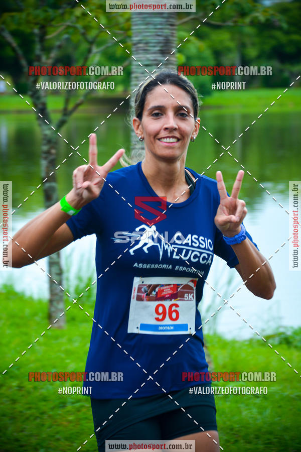 Buy your photos of the eventCorrida de Natal do Clube de Regatas on Fotop