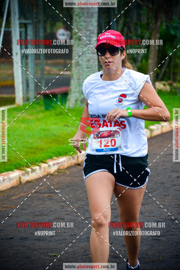 Buy your photos of the eventCorrida de Natal do Clube de Regatas on Fotop