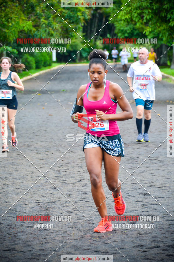Buy your photos of the eventCorrida de Natal do Clube de Regatas on Fotop