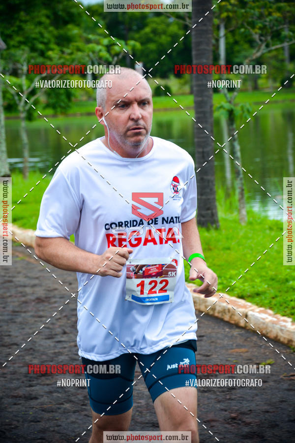 Buy your photos of the eventCorrida de Natal do Clube de Regatas on Fotop