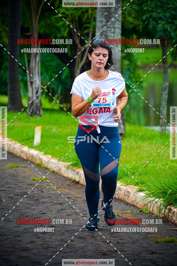 Buy your photos of the eventCorrida de Natal do Clube de Regatas on Fotop