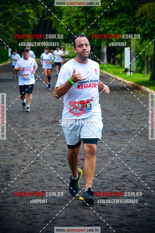 Buy your photos of the eventCorrida de Natal do Clube de Regatas on Fotop