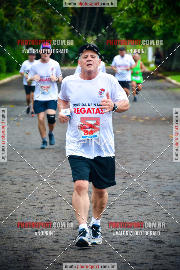 Buy your photos of the eventCorrida de Natal do Clube de Regatas on Fotop