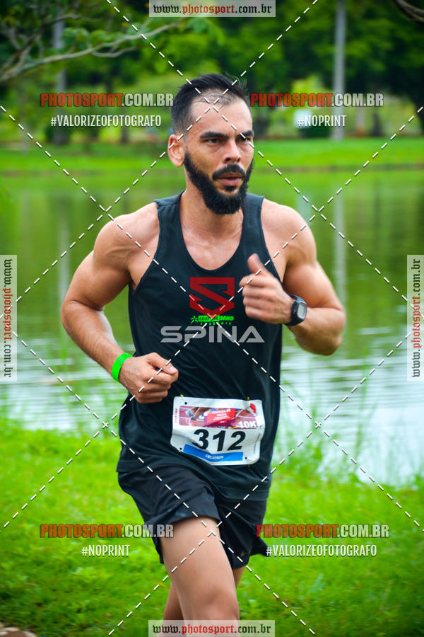 Buy your photos of the eventCorrida de Natal do Clube de Regatas on Fotop