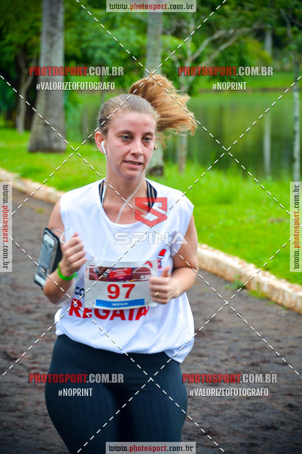 Buy your photos of the eventCorrida de Natal do Clube de Regatas on Fotop