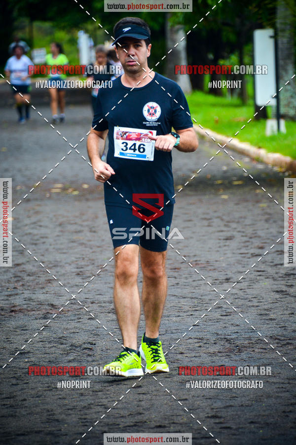 Buy your photos of the eventCorrida de Natal do Clube de Regatas on Fotop