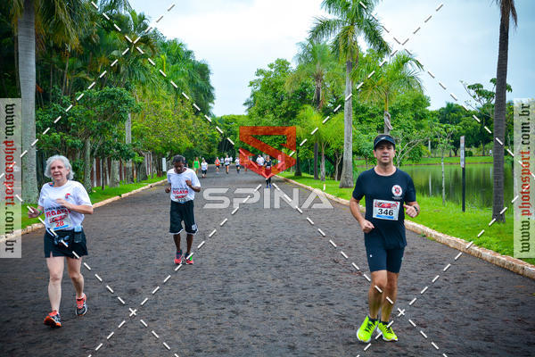 Buy your photos of the eventCorrida de Natal do Clube de Regatas on Fotop