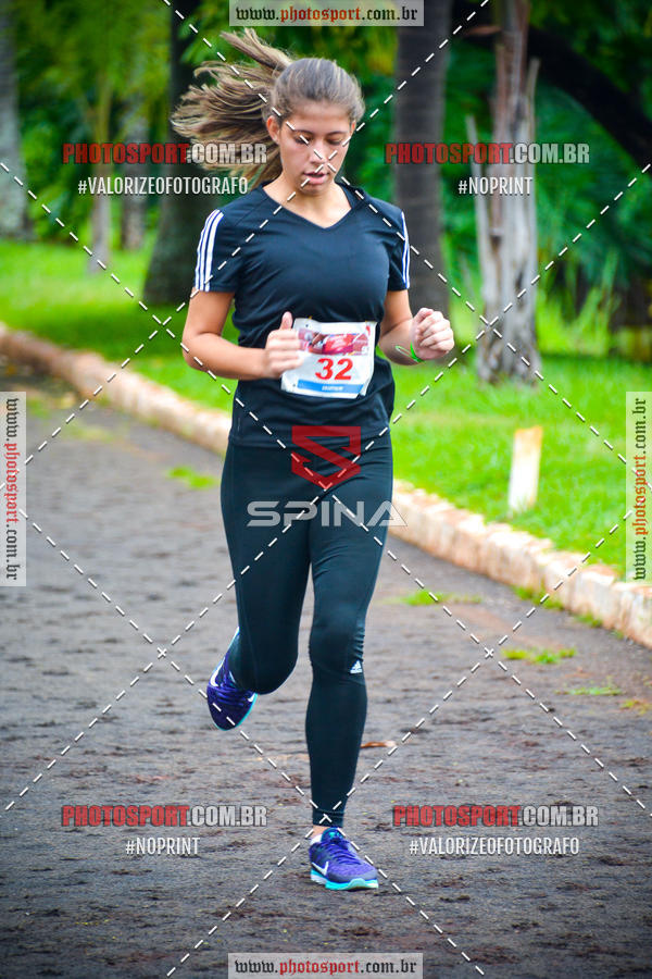 Buy your photos of the eventCorrida de Natal do Clube de Regatas on Fotop
