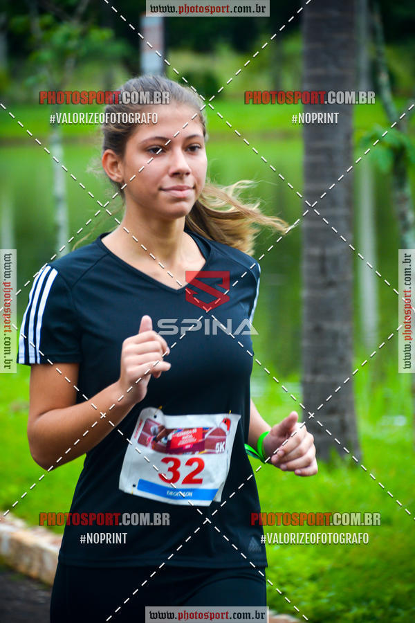 Buy your photos of the eventCorrida de Natal do Clube de Regatas on Fotop
