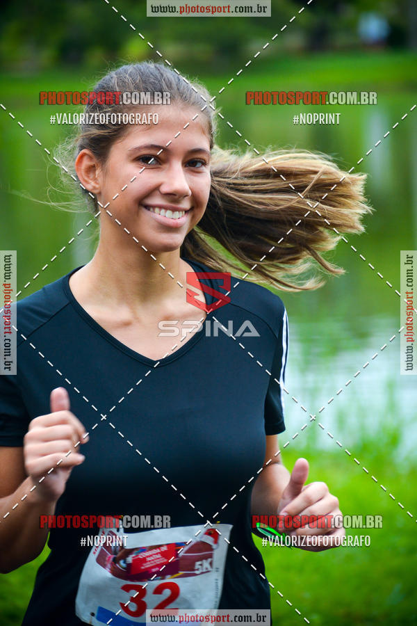 Buy your photos of the eventCorrida de Natal do Clube de Regatas on Fotop