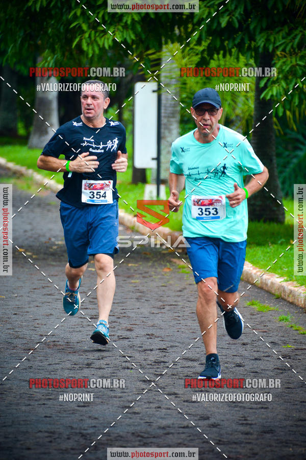 Buy your photos of the eventCorrida de Natal do Clube de Regatas on Fotop