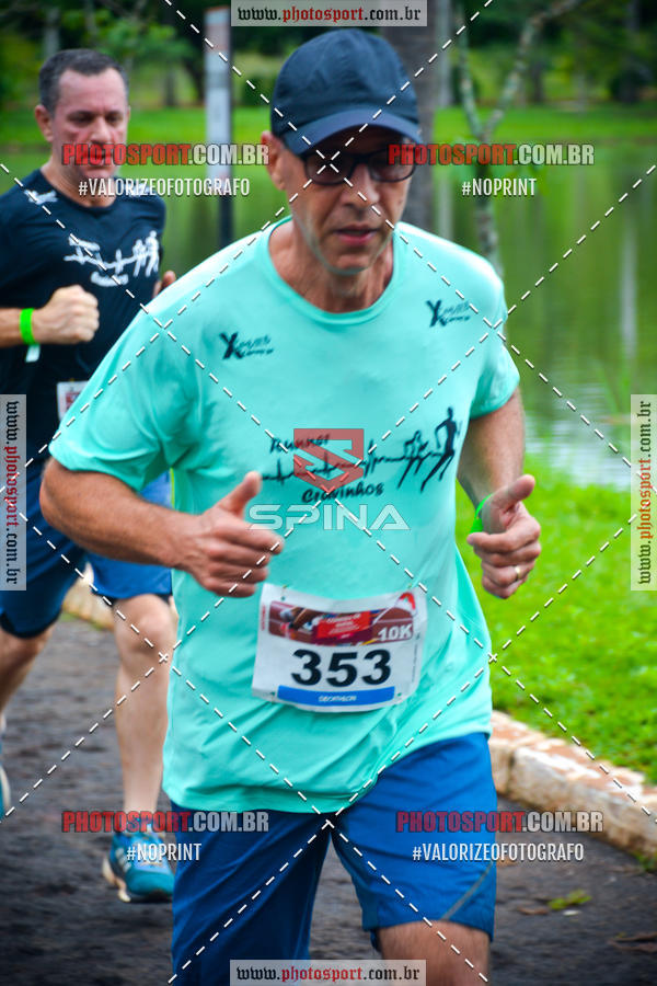 Buy your photos of the eventCorrida de Natal do Clube de Regatas on Fotop