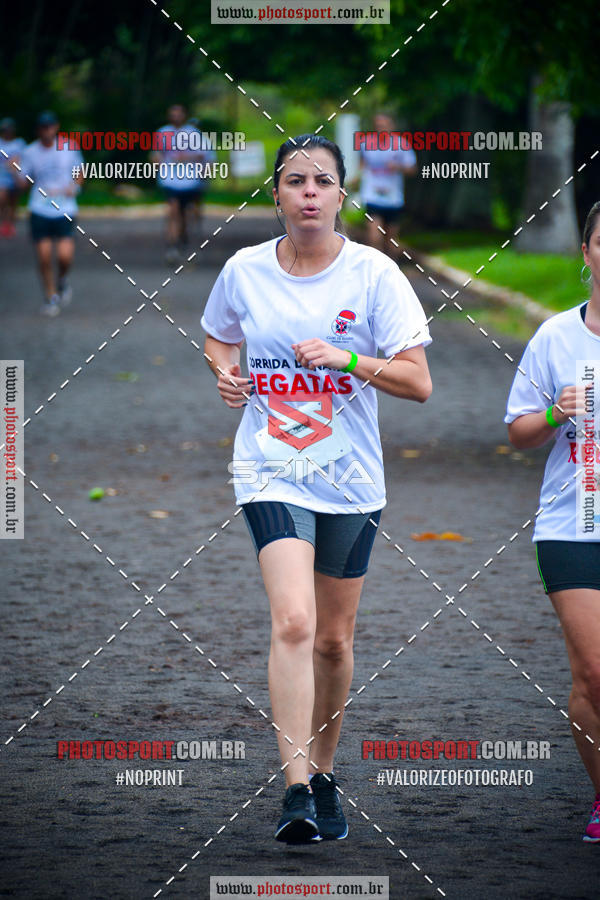 Buy your photos of the eventCorrida de Natal do Clube de Regatas on Fotop