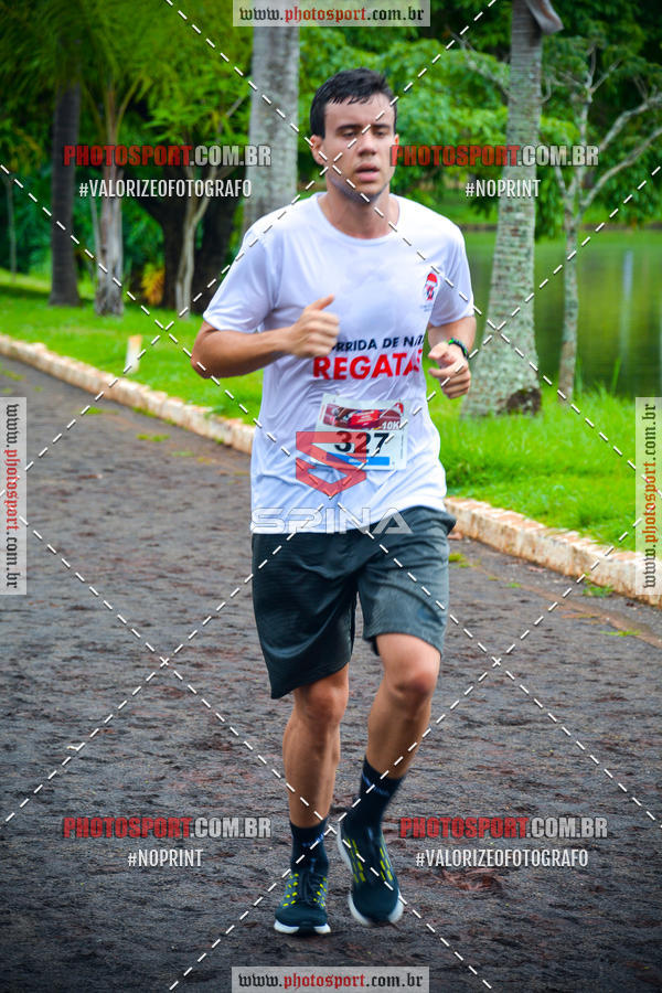 Buy your photos of the eventCorrida de Natal do Clube de Regatas on Fotop
