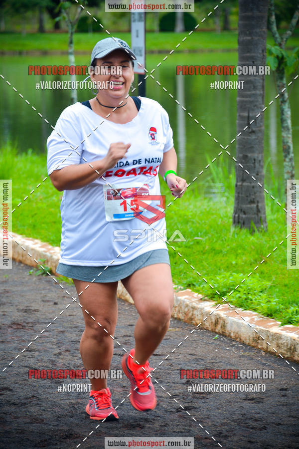 Buy your photos of the eventCorrida de Natal do Clube de Regatas on Fotop