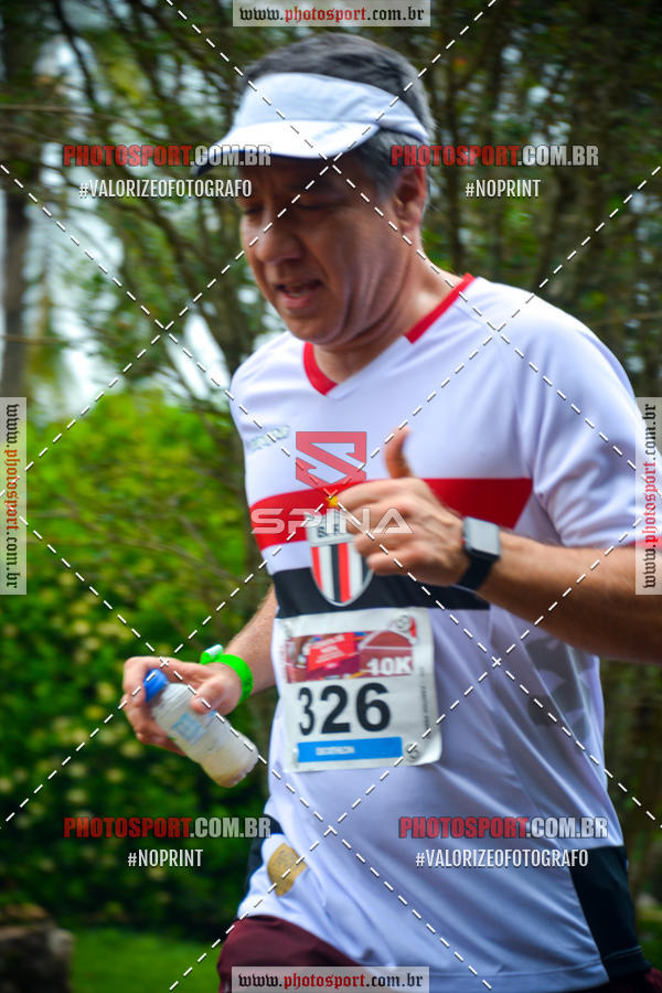 Buy your photos of the eventCorrida de Natal do Clube de Regatas on Fotop