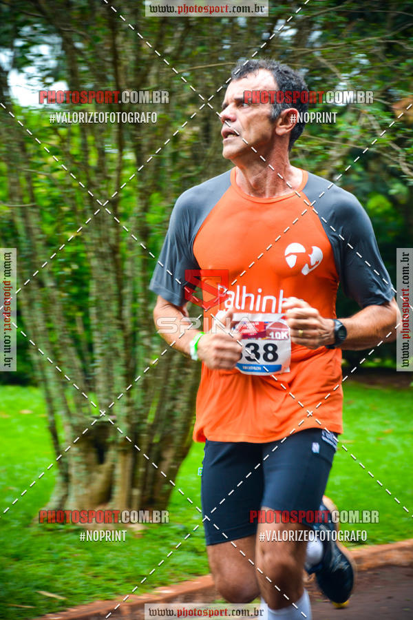 Buy your photos of the eventCorrida de Natal do Clube de Regatas on Fotop