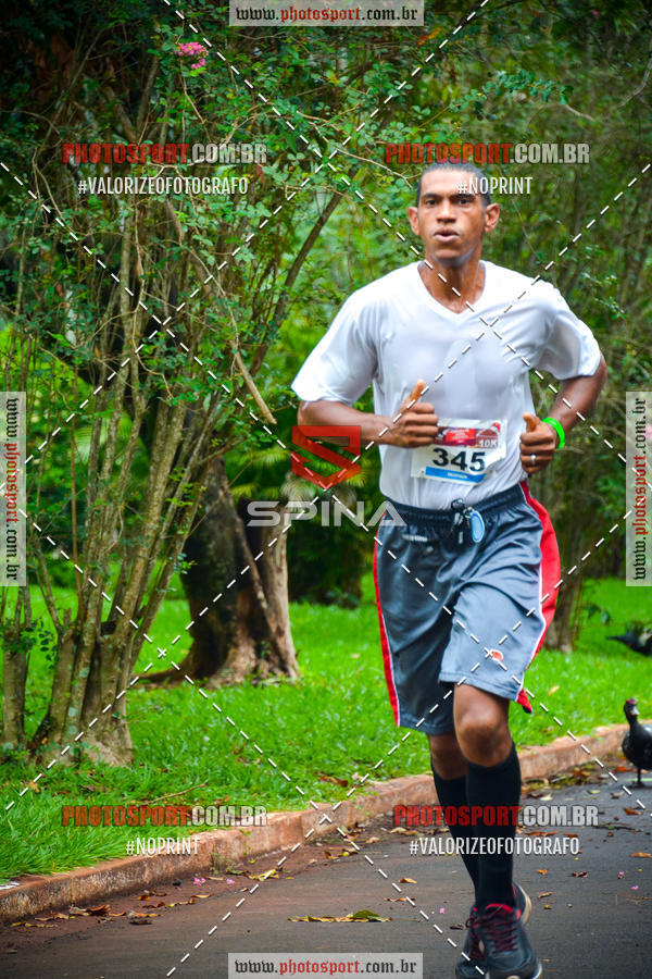 Buy your photos of the eventCorrida de Natal do Clube de Regatas on Fotop