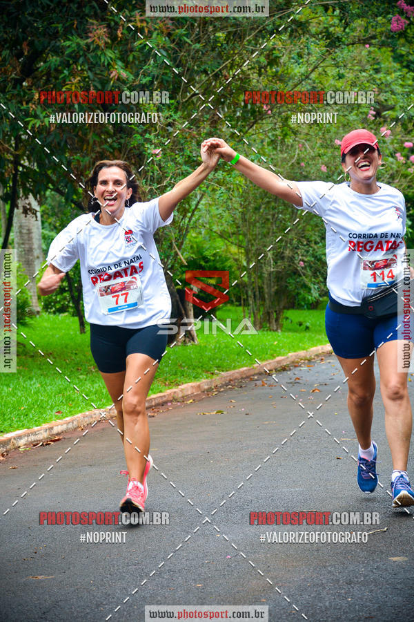 Buy your photos of the eventCorrida de Natal do Clube de Regatas on Fotop