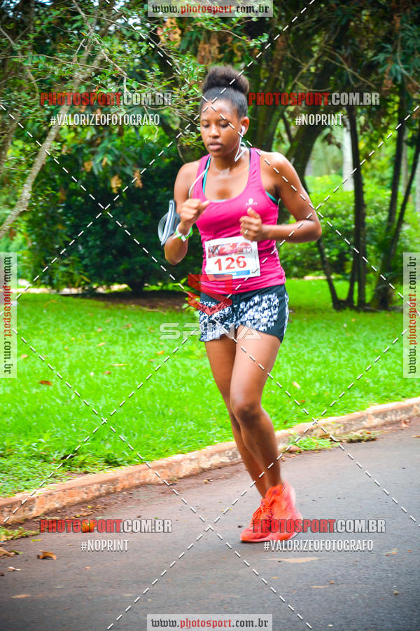 Buy your photos of the eventCorrida de Natal do Clube de Regatas on Fotop