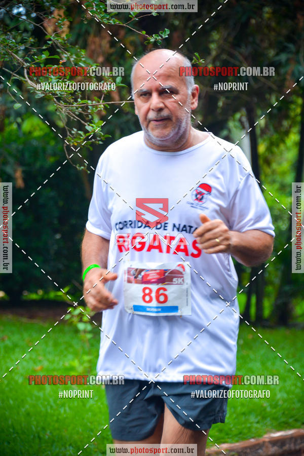 Buy your photos of the eventCorrida de Natal do Clube de Regatas on Fotop