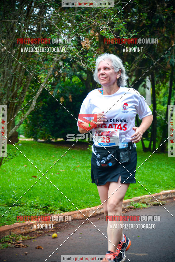 Buy your photos of the eventCorrida de Natal do Clube de Regatas on Fotop