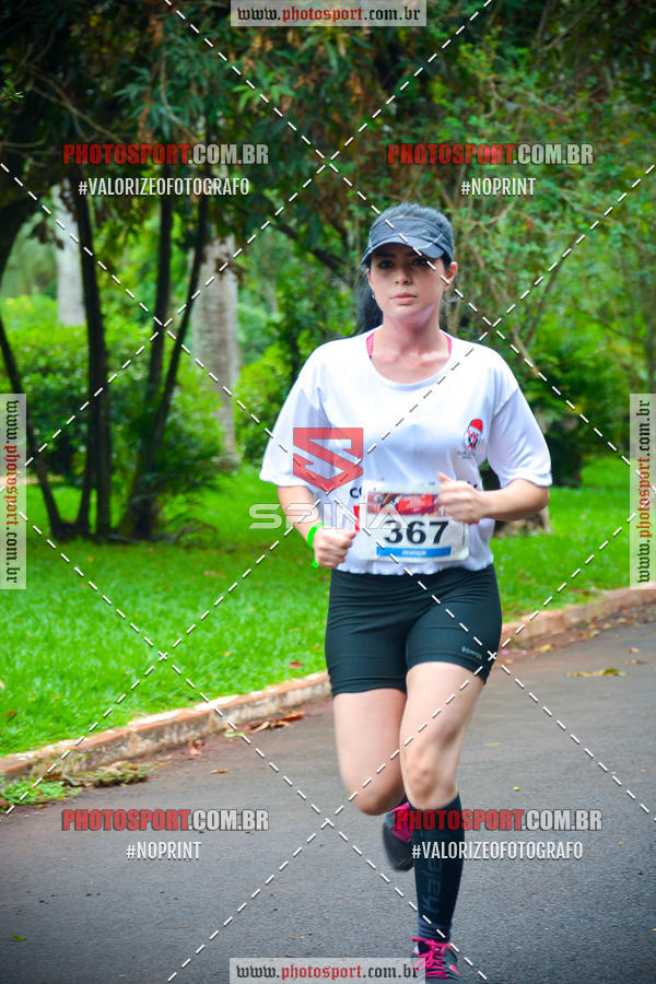 Buy your photos of the eventCorrida de Natal do Clube de Regatas on Fotop