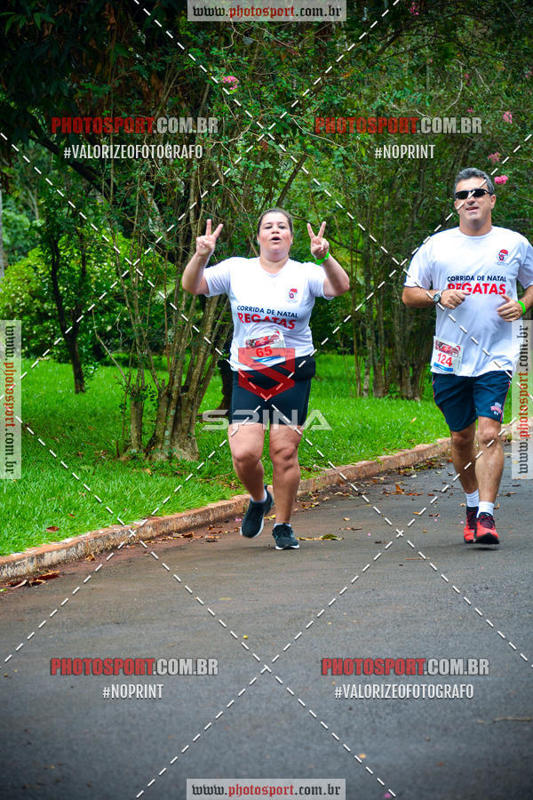 Buy your photos of the eventCorrida de Natal do Clube de Regatas on Fotop