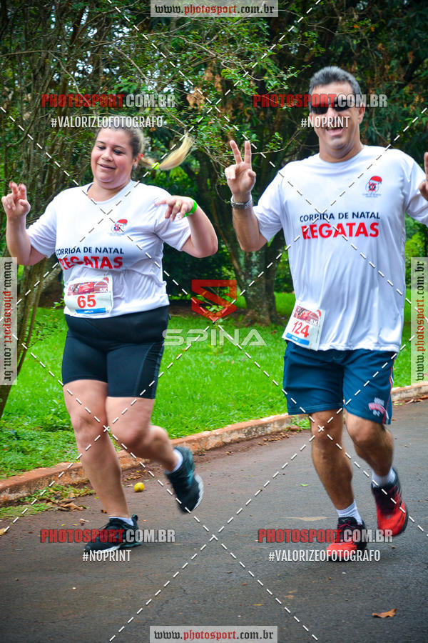 Buy your photos of the eventCorrida de Natal do Clube de Regatas on Fotop