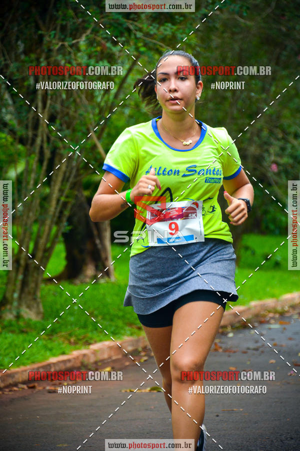 Buy your photos of the eventCorrida de Natal do Clube de Regatas on Fotop