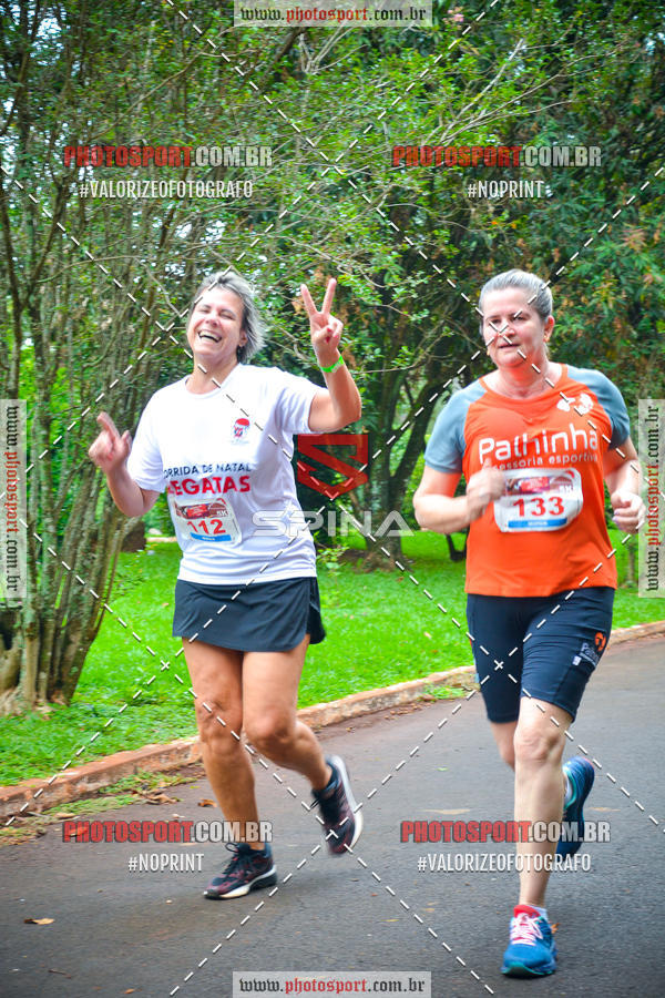 Buy your photos of the eventCorrida de Natal do Clube de Regatas on Fotop
